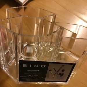 Acrylic makeup/beauty product organizer